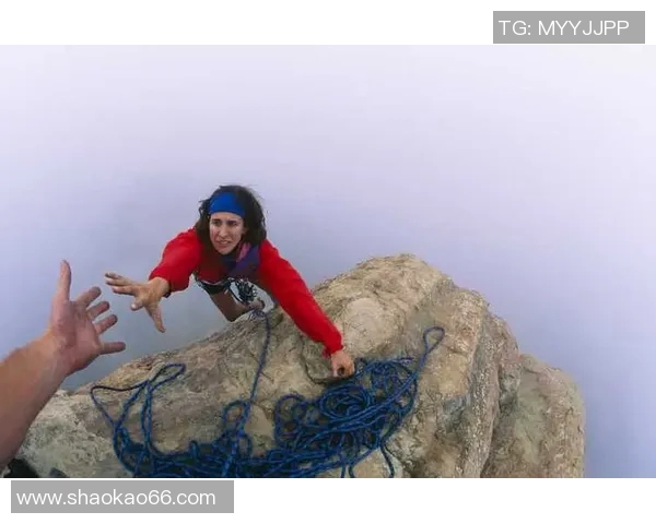 成都极限运动队在攀岩联赛中的个人能力表现全面分析与点评